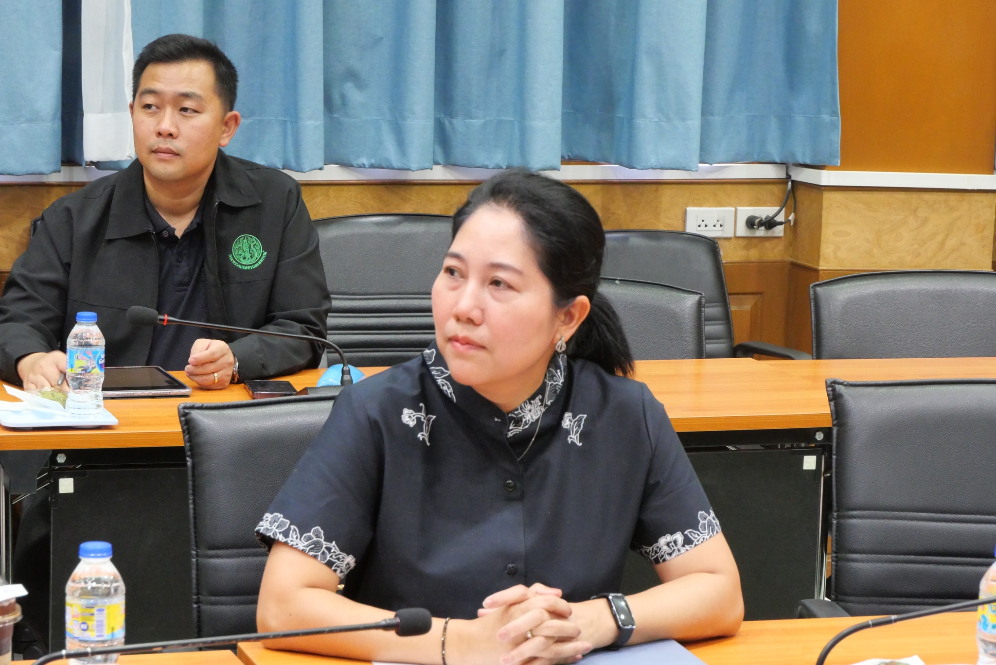 title - สำนักงานการปฏิรูปที่ดินเพื่อเกษตรกรรม ส.ป.ก. ต้อนรับคณะสถาบันการสร้างชาติ (สกสช.)&nbsp;Nation-Buliding Institute (NBI) ในการเข้าเยี่ยมหน่วยงานองค์กรของ ส.ป.ก.